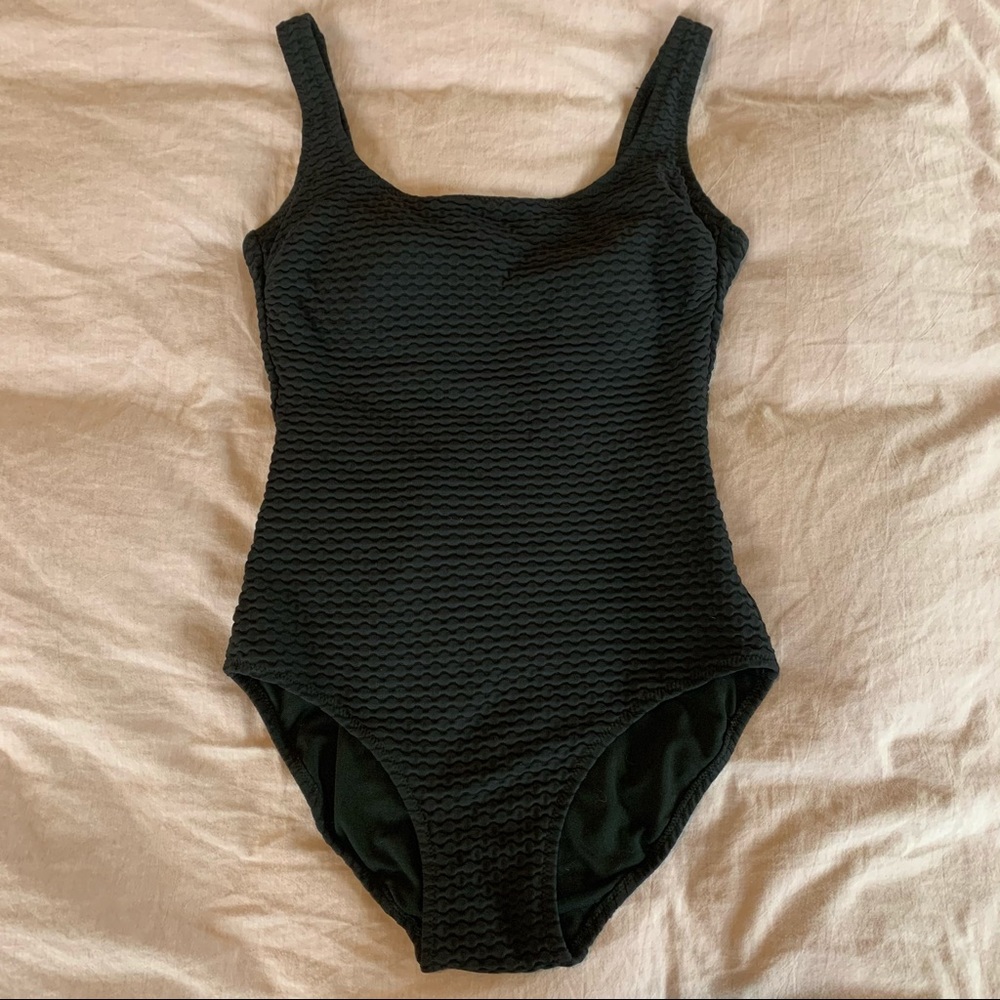 Essentials by Gotteex tummy control swimsuit